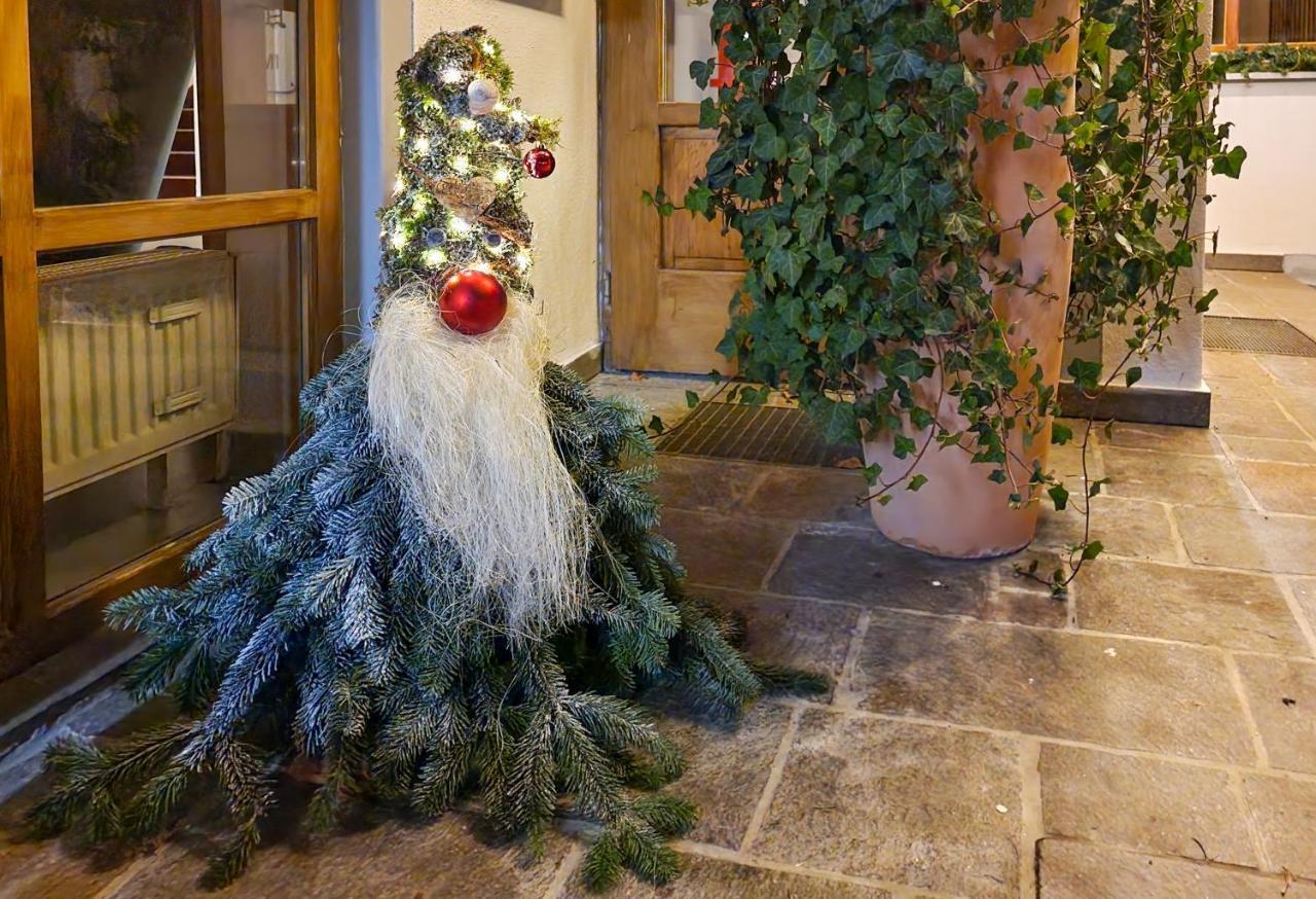 Ferien Vom Ich, Bayerischer Wald, & Restaurant Hotel Neukirchen (Lower Bavaria)