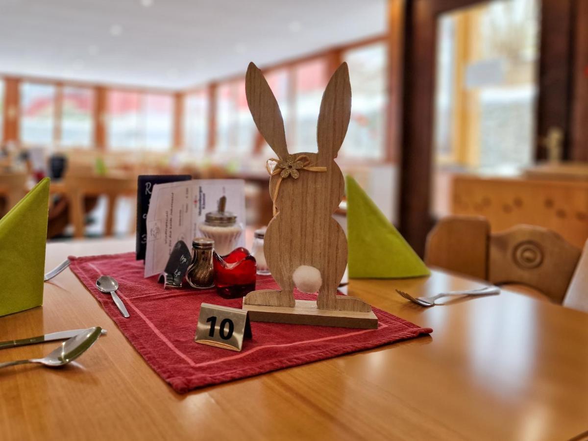 Ferien Vom Ich, Bayerischer Wald, & Restaurant Hotel Neukirchen (Lower Bavaria)